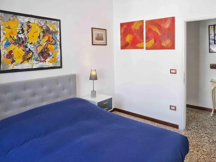Bright Channel View Apartment Venice Italy