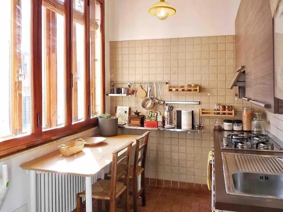 Bright Channel View Apartment Venice
