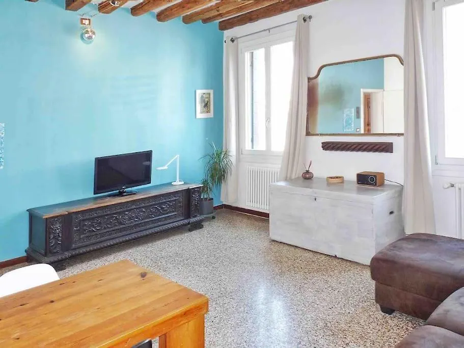 Bright Channel View Apartment Venice Italy